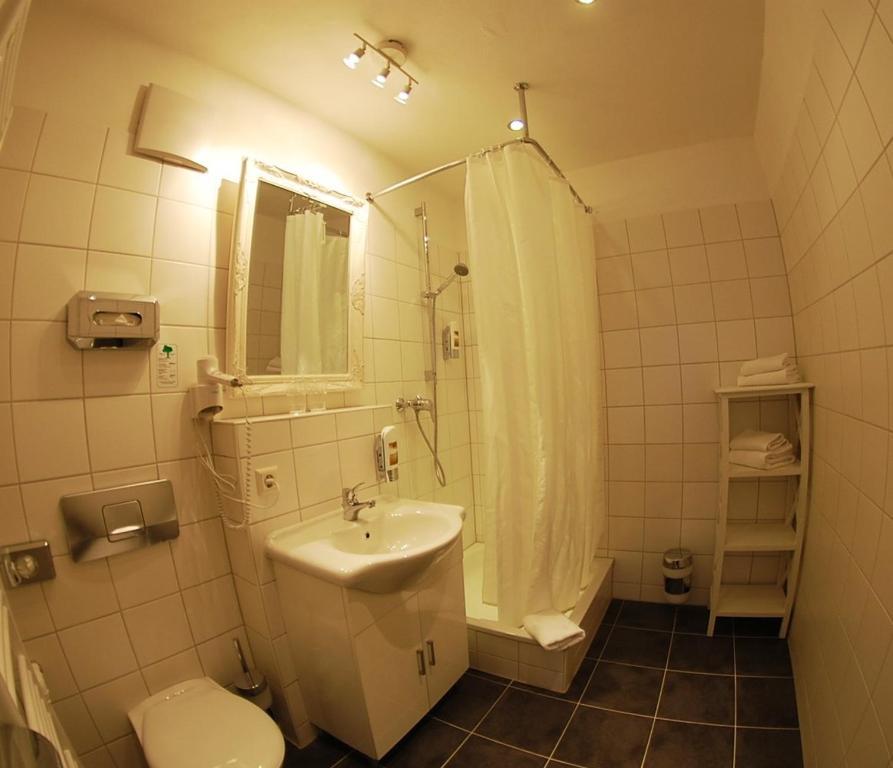 Hotel Mohren Post Wangen im Allgäu Szoba fotó